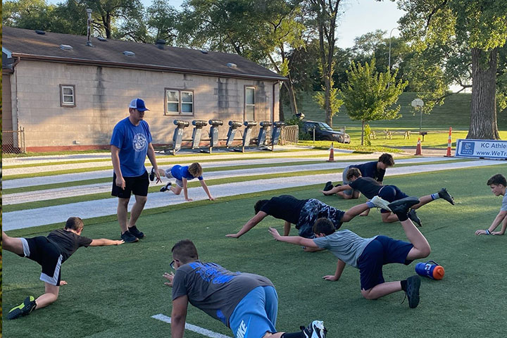 Baseball and Softball Sports Performance Training by Kansas City Athlete Training for both youth and high school athletes with group classes and private training along with camps and speed and agility classes for all sports and athletics in Kansas City Missouri