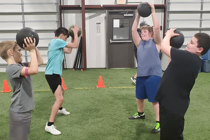 Advanced Speed & Agility 2.0 Group Class by Kansas City Athlete Training Athletic Sports Performance for both youth and high school athletes with group classes and private training along with football camps and speed and agility classes for all sports and athletics in Kansas City Missouri