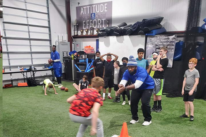 Defensive Back Football Training by Kansas City Athlete Training for both youth and high school athletes with group classes and private training along with camps and speed and agility classes for all sports and athletics in Kansas City Missouri