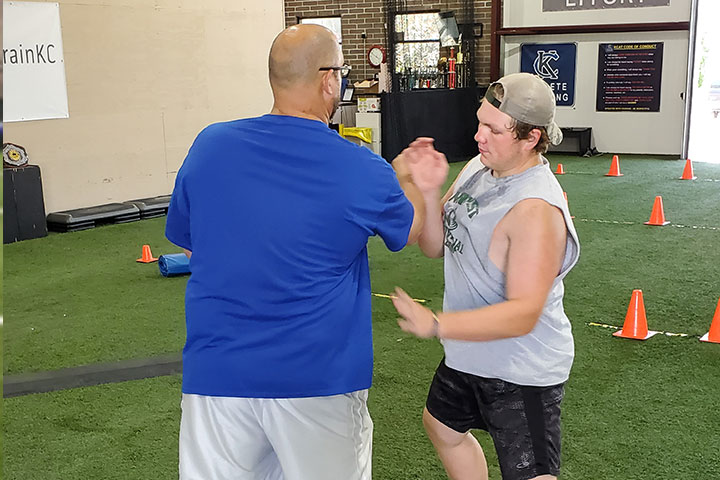 Offensive Line Football Training by Kansas City Athlete Training for both youth and high school athletes with group classes and private training along with camps and speed and agility classes for all sports and athletics in Kansas City Missouri