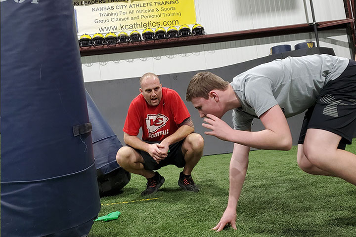 Defensive Line Football Training by Kansas City Athlete Training for both youth and high school athletes with group classes and private training along with camps and speed and agility classes for all sports and athletics in Kansas City Missouri
