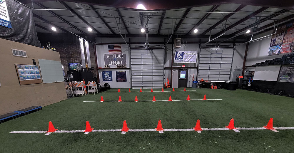 Kansas City Athlete Training Athletic Sports Performance for male and female athletes both youth and high school with group speed and agility classes and private training for all sports along with football specific camps and classes in Kansas City Missouri
